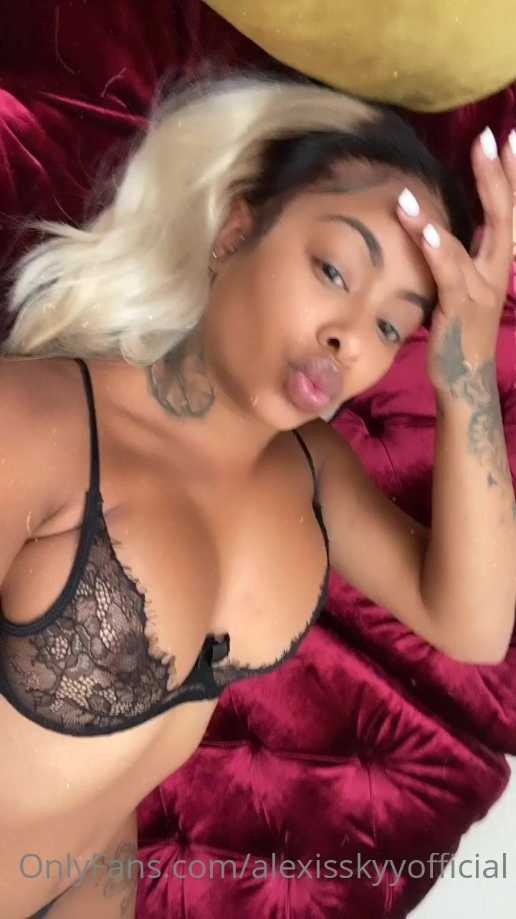 Alexis Skyy OnlyFans Video HD 2