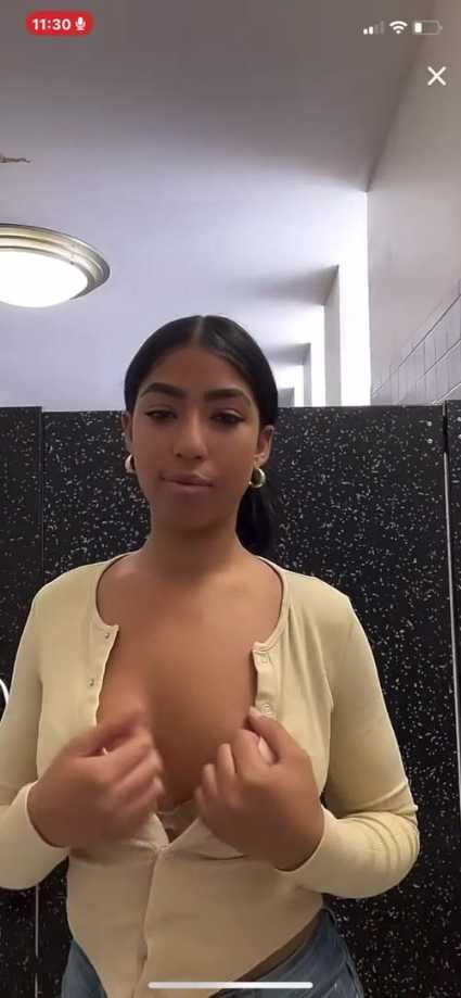 anaisbananass quick flash TikTok