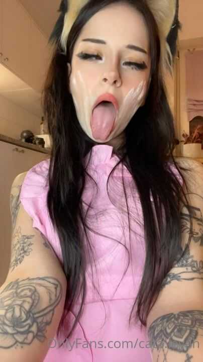 Cata Leyah Ahegao Face