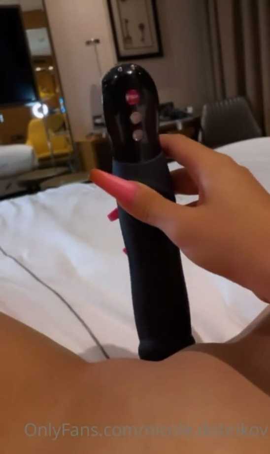 Nicole Dobrikov Vibrator OnlyFans