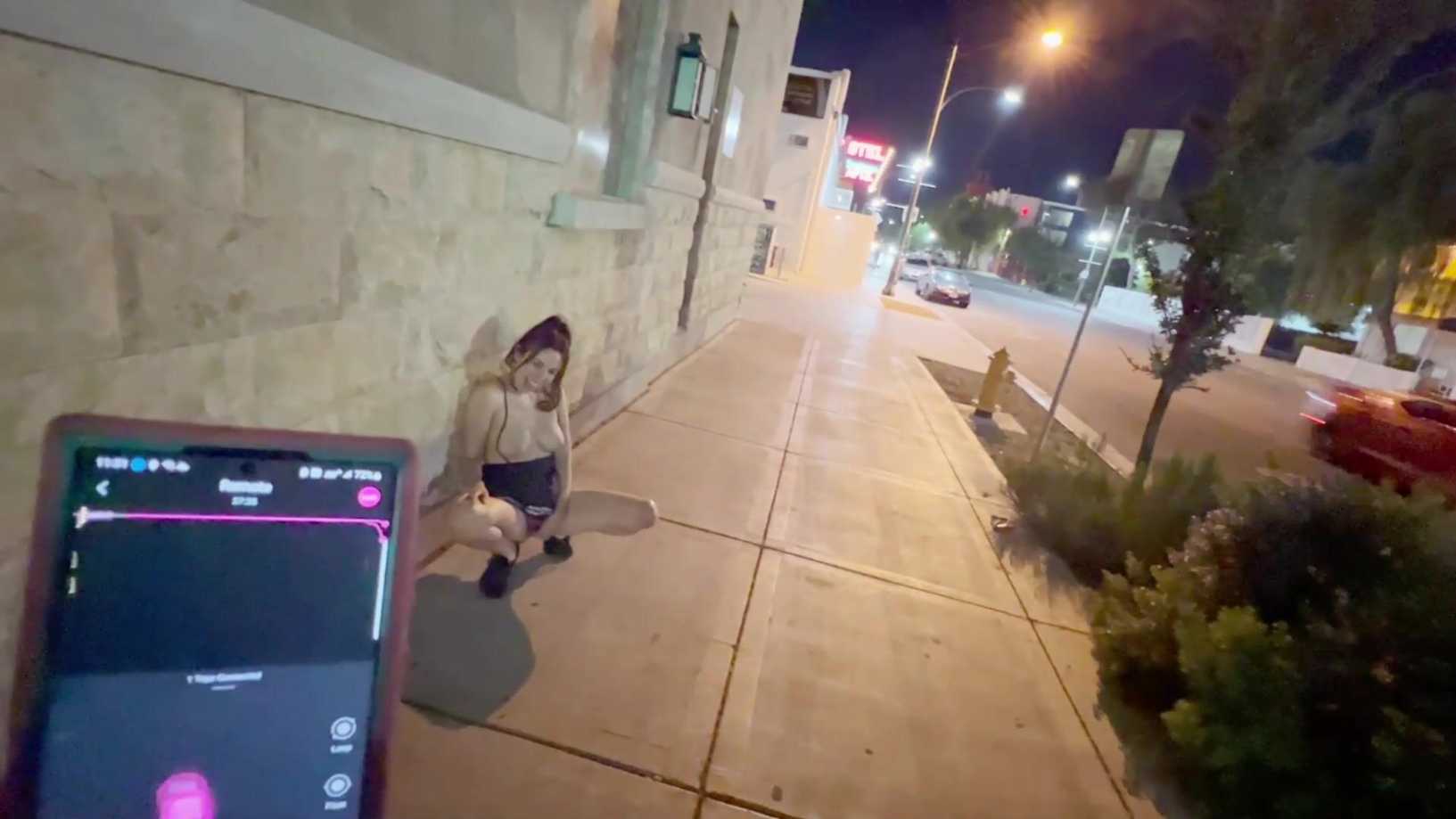 Nicole Niagara Exposed in City Streets (pt 2) Caught & Used by a Stranger