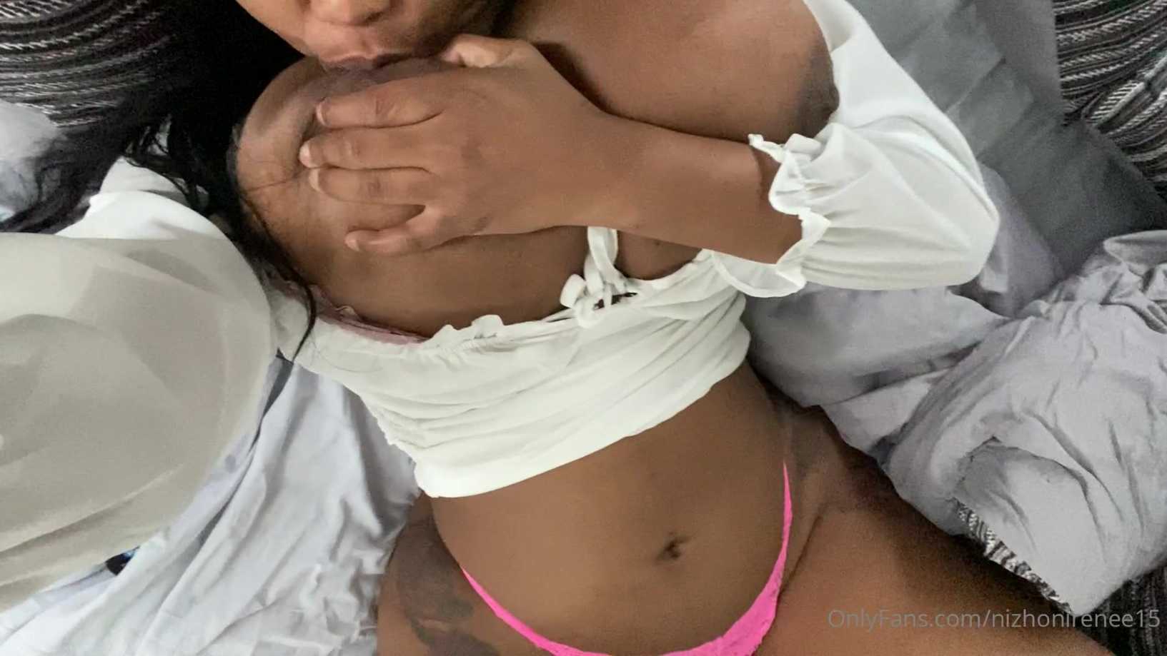 Nizhonirenee OnlyFans (30)